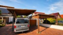 2 Carport+Garage/3 Stellplätze