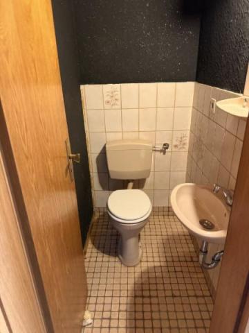 25 Gäste WC