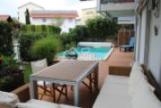 Garten mit Pool