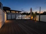 Dachterrasse am Abend