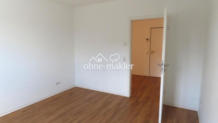 Schlafzimmer Blick zum Flur