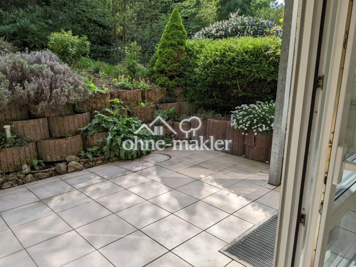 Terrasse vom Wohnzimmer