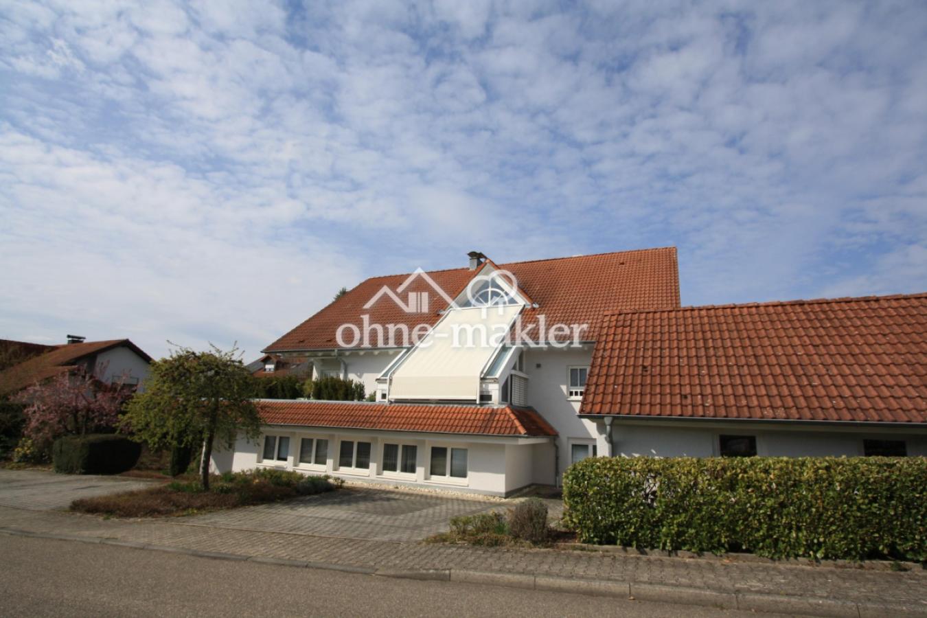 Haus Frontansicht 1