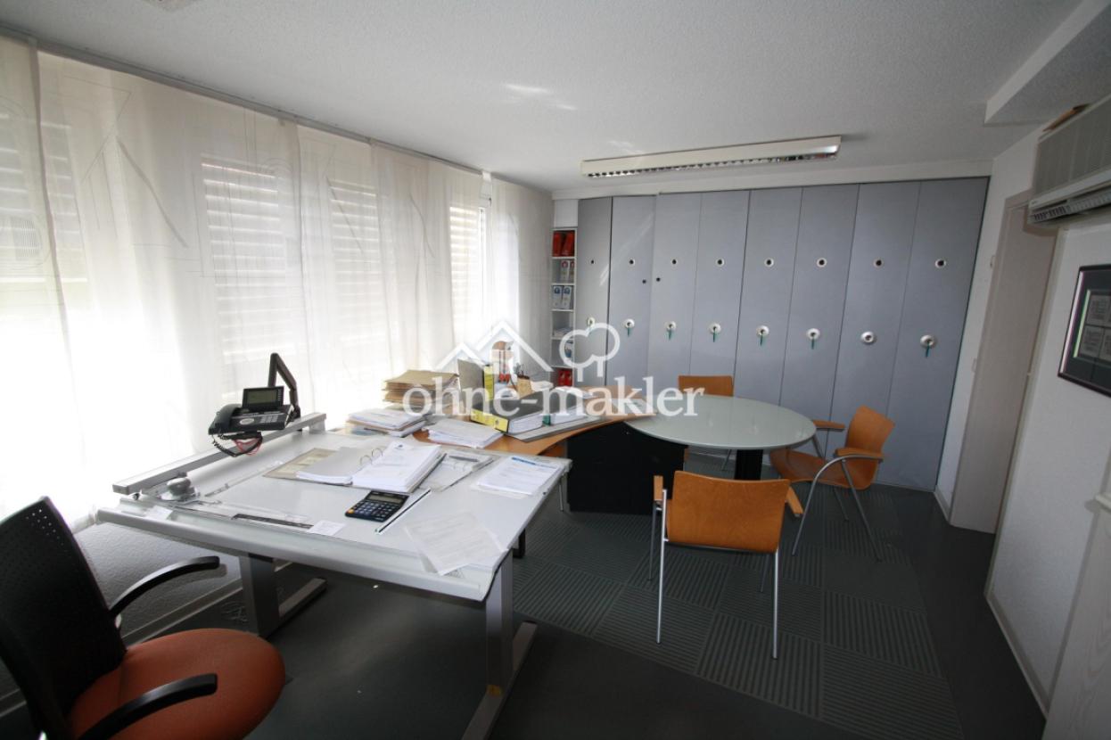 Büro Arbeitszimmer 1