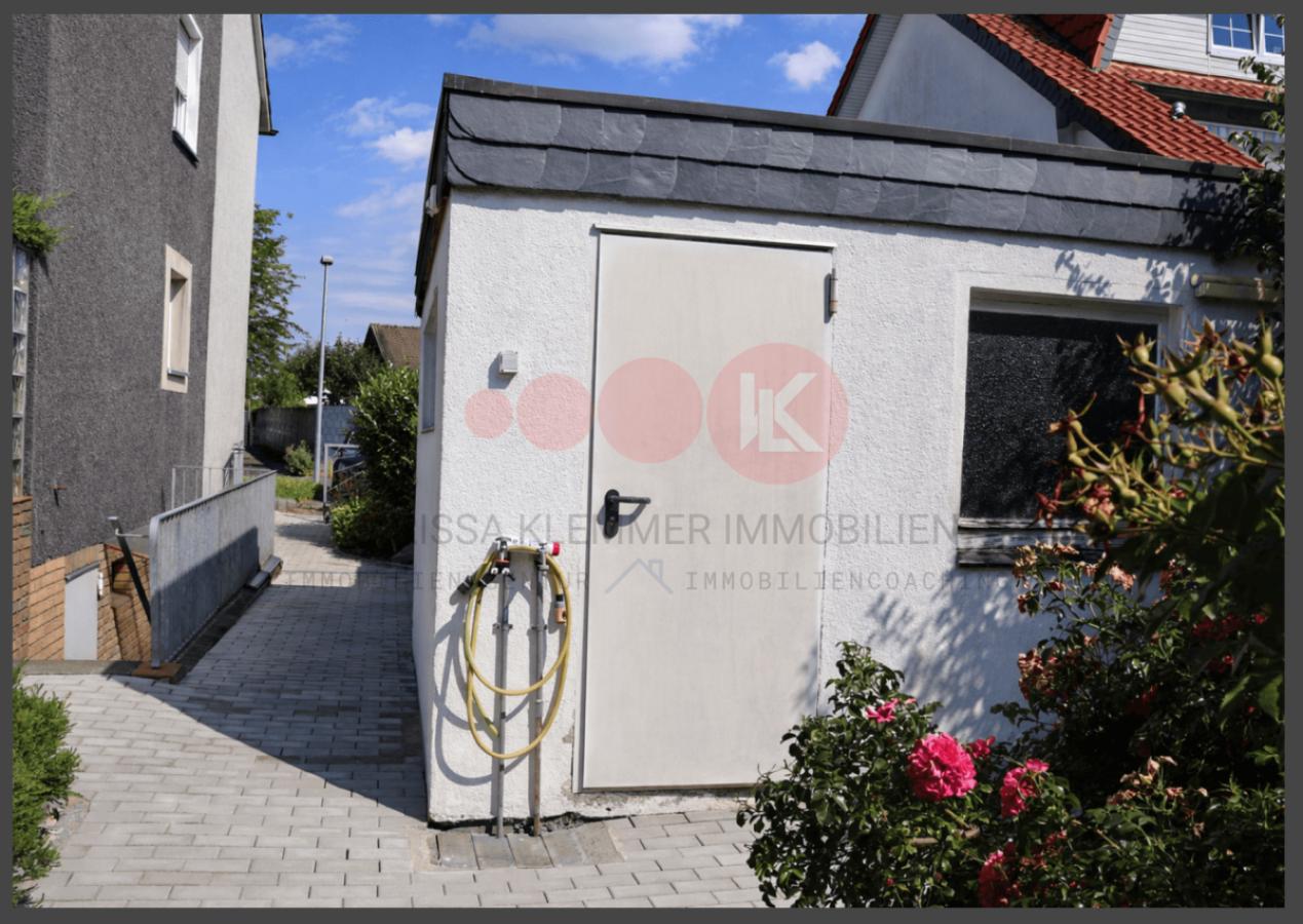 Garage mit Grube