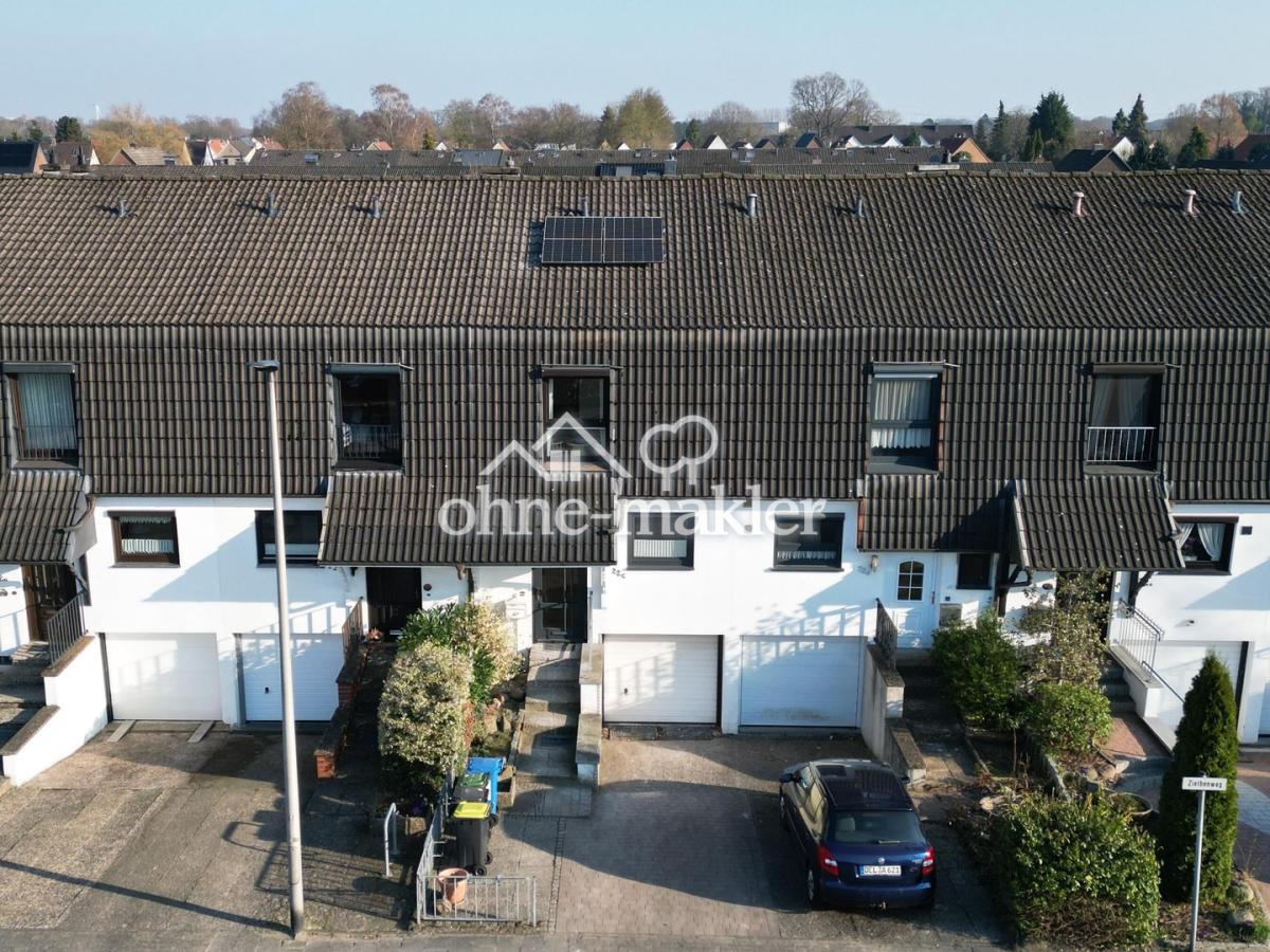 Draufsicht Haus mit PV