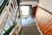 Traditionelle Holztreppe