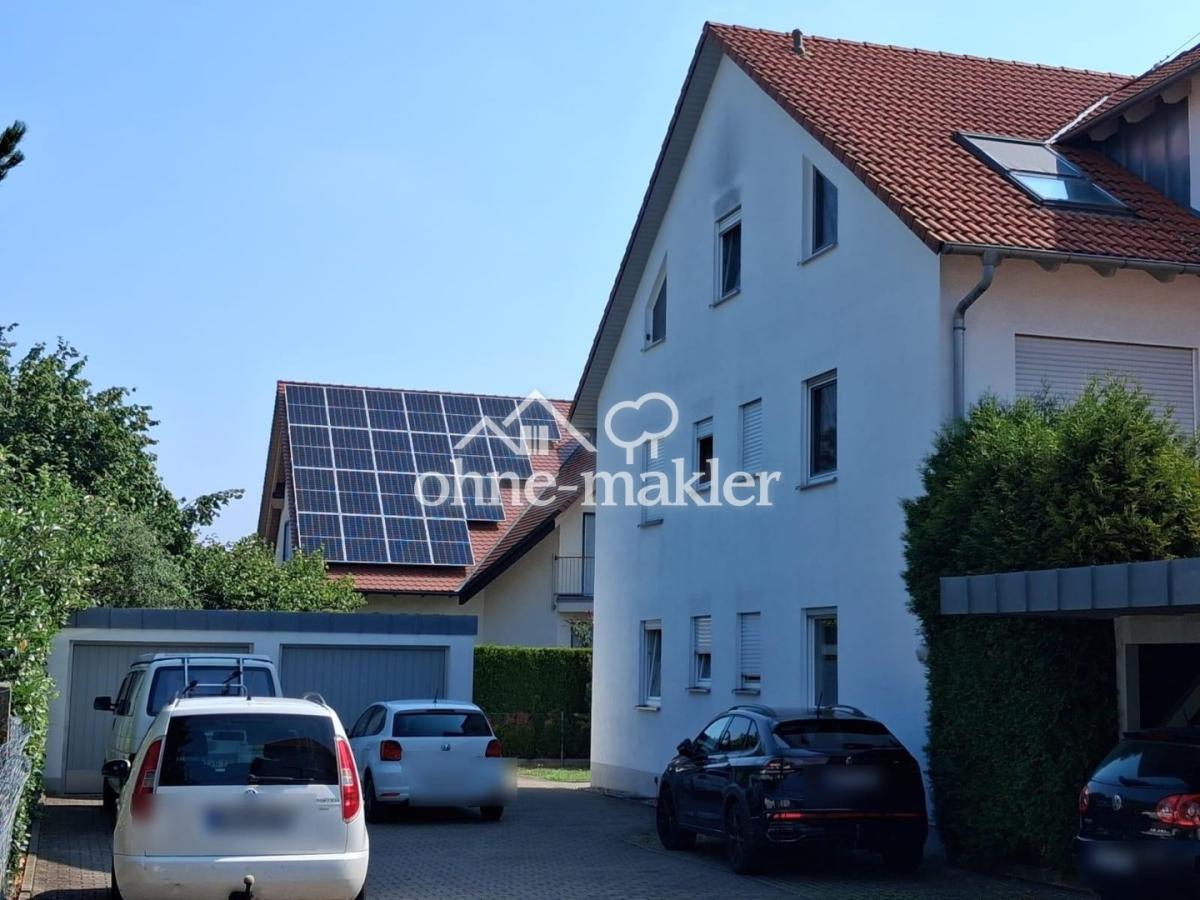 Hausansicht Einfahrt