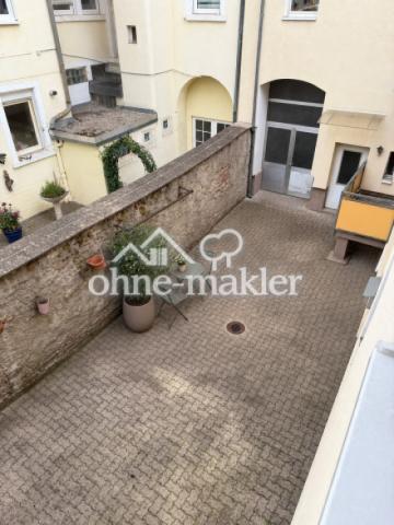 Gepflegter Blick in den begrün