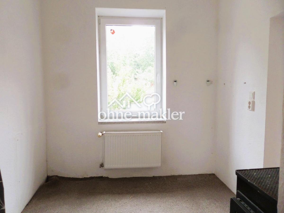 Arbeitszimmer mit Kaminofen