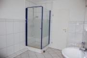 Vollbad mit Dusche 