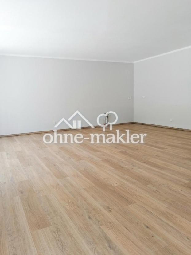 Wohnzimmer mit Küchenbereich