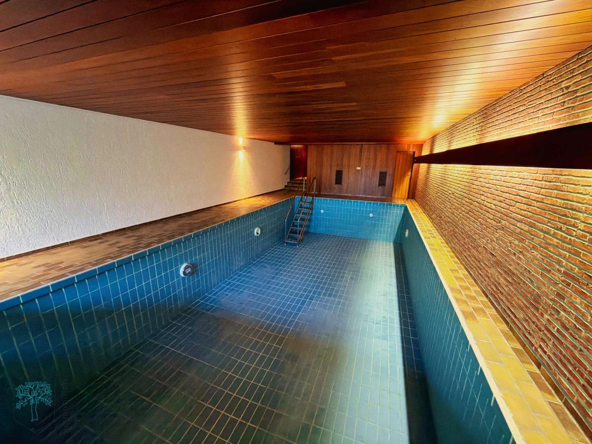 Schwimmbad