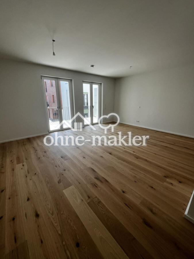 Wohnzimmer mit Ausblick Balkon