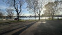 Blick zum Rhein in 1. Linie
