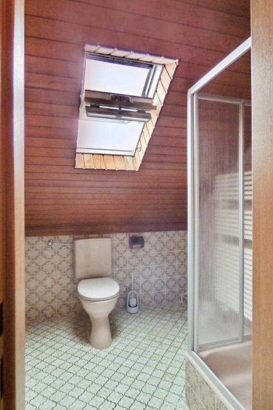 Badezimmer DG