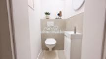 separates WC 