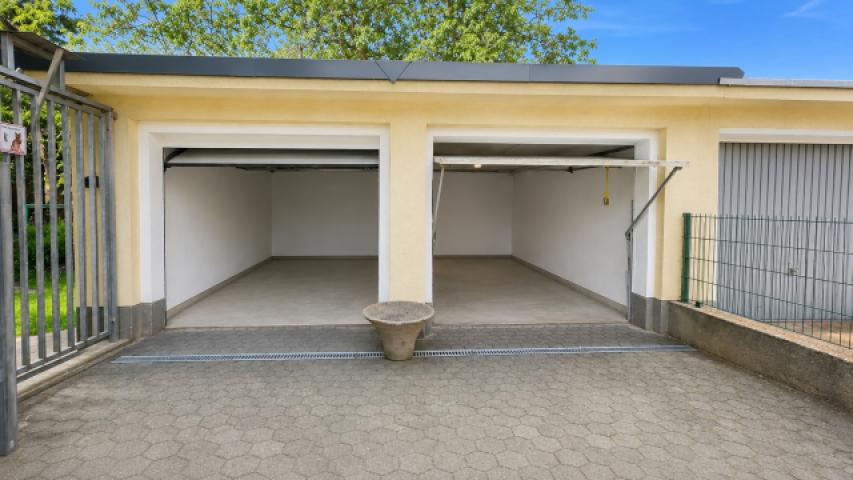 Doppelgarage