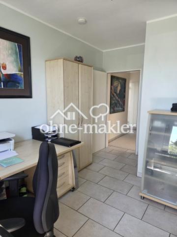 Büro / Kinderzimmer 