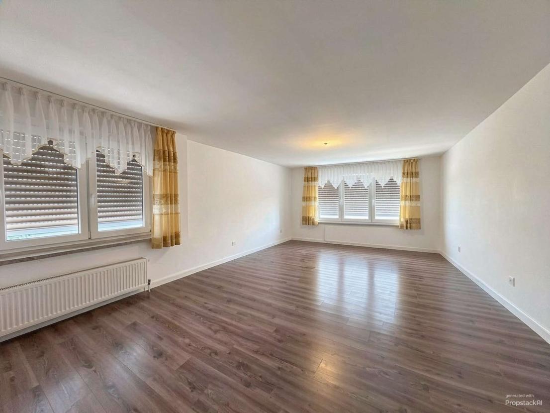 Wohn & Eisszimmer EG - (KI generiert)