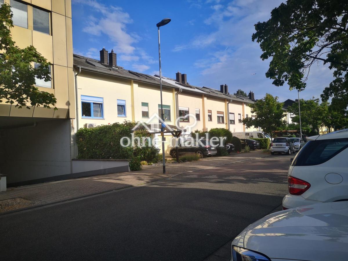 Strasse  30 er Zone 