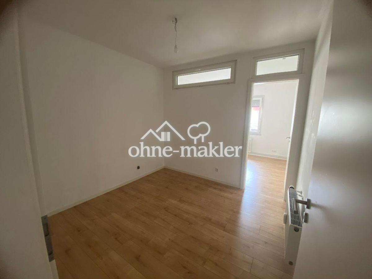 Einheit 2 Zimmer mit Durchgang