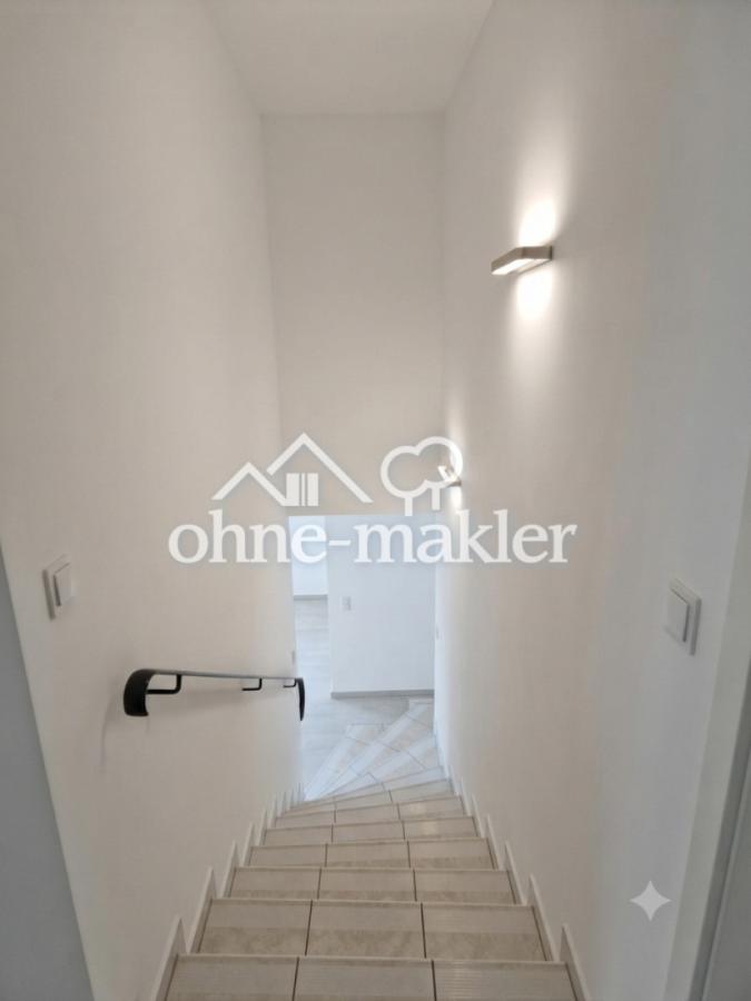 Einrichtungsbeispiel Treppe KI