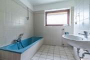 Badezimmer 1 Ansicht 1