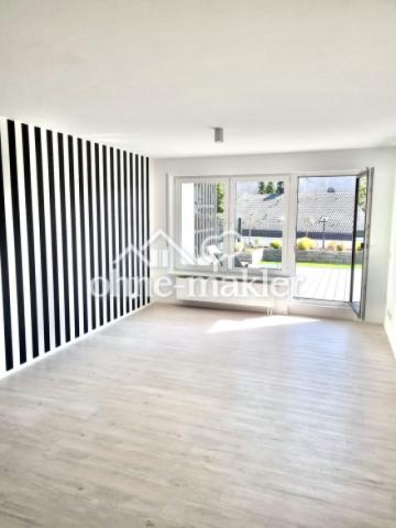 Wohnzimmer ohne Möbel