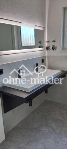 Badezimmer Doppel-Waschbecken