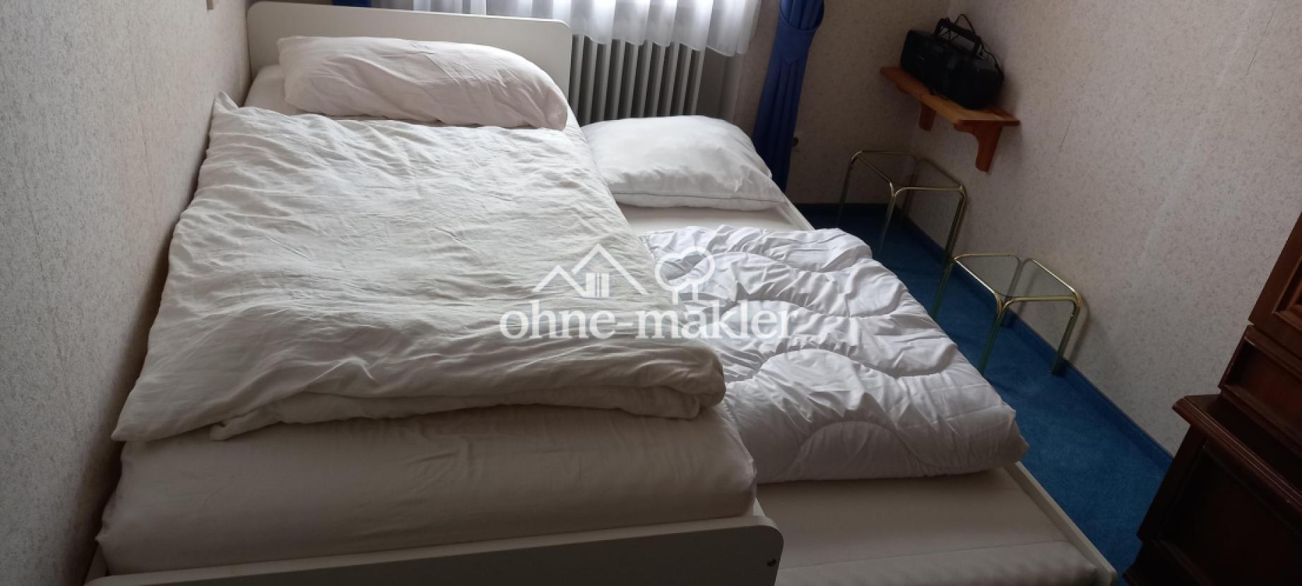 Schlafzimmer III