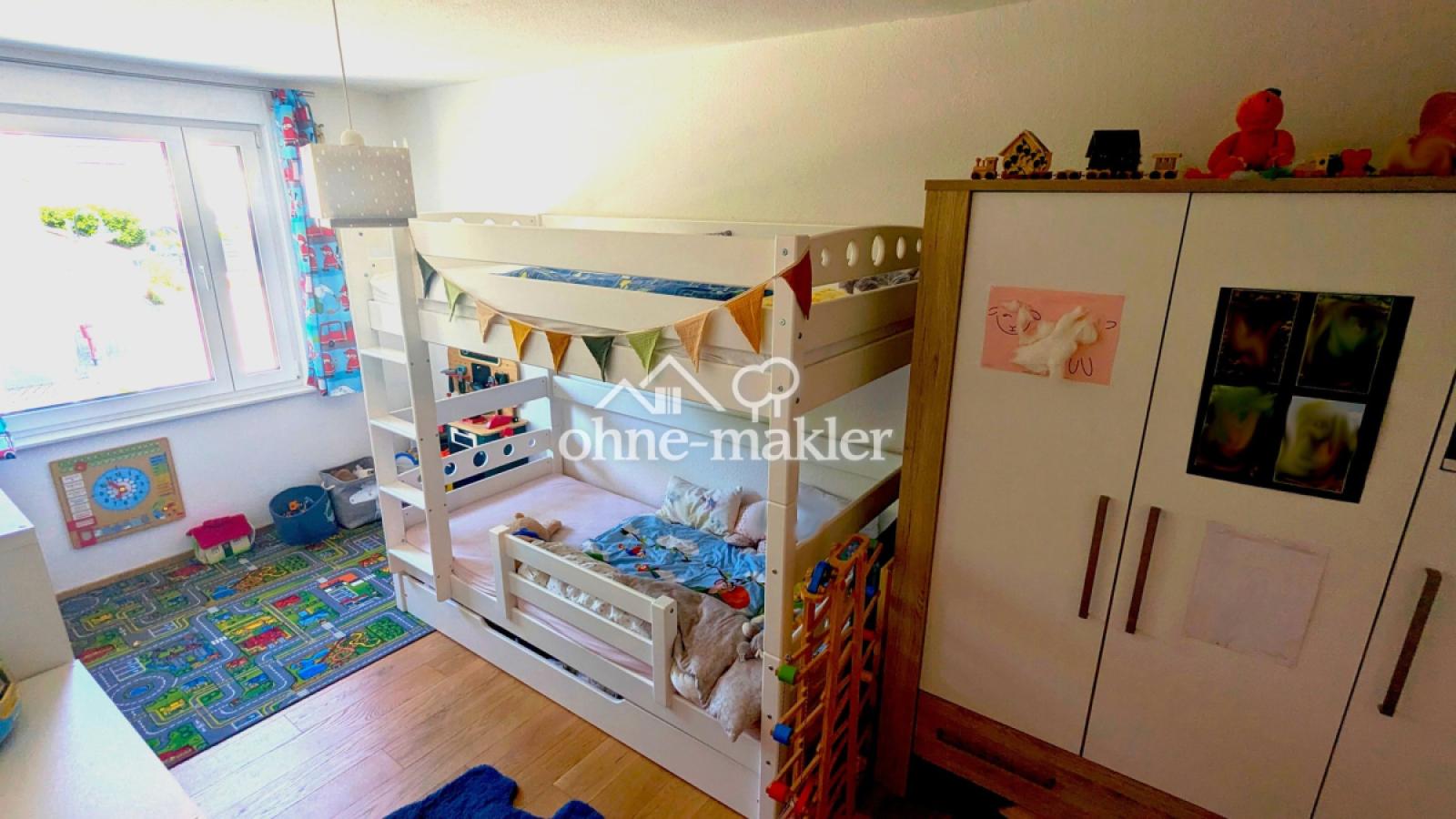 Kinderzimmer / Arbeitszimmer