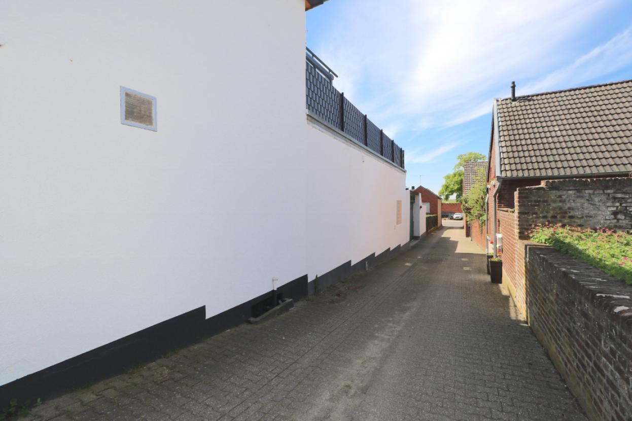 Zufahrt zum Hinterhof