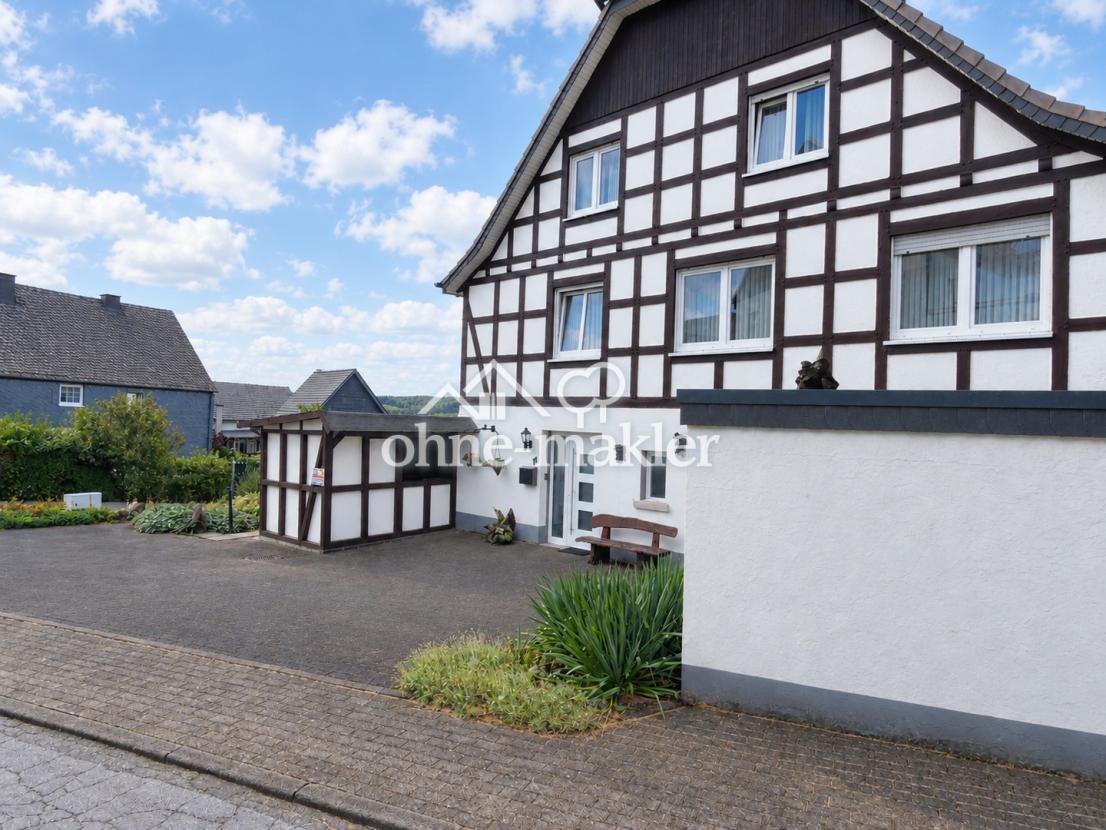 Haus Vorderansicht rechts