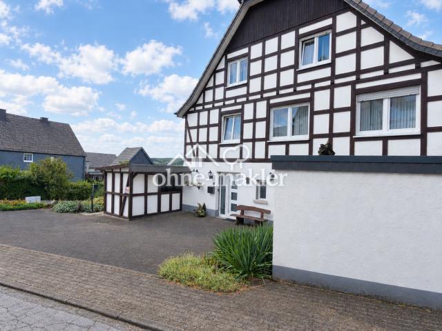 Haus Vorderansicht rechts