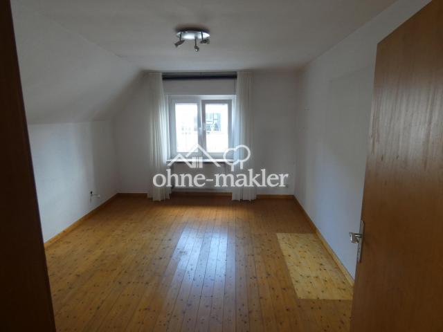 Schlafzimmer DG