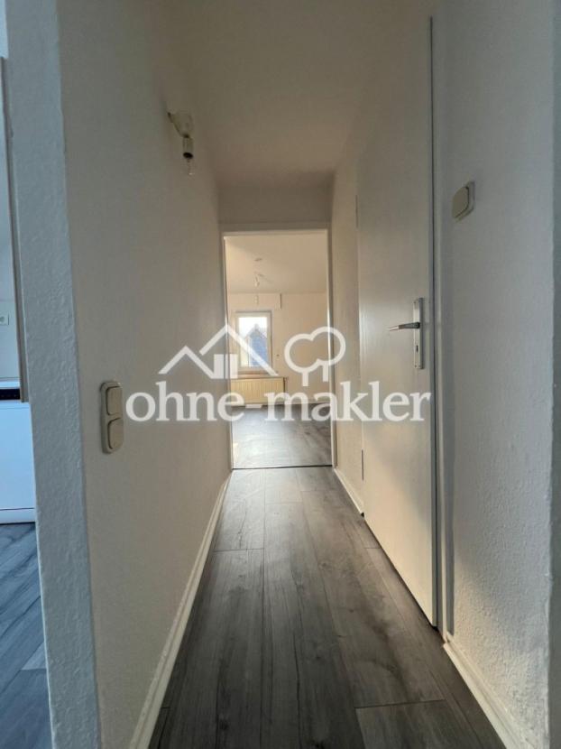Flur zum Zimmer 1