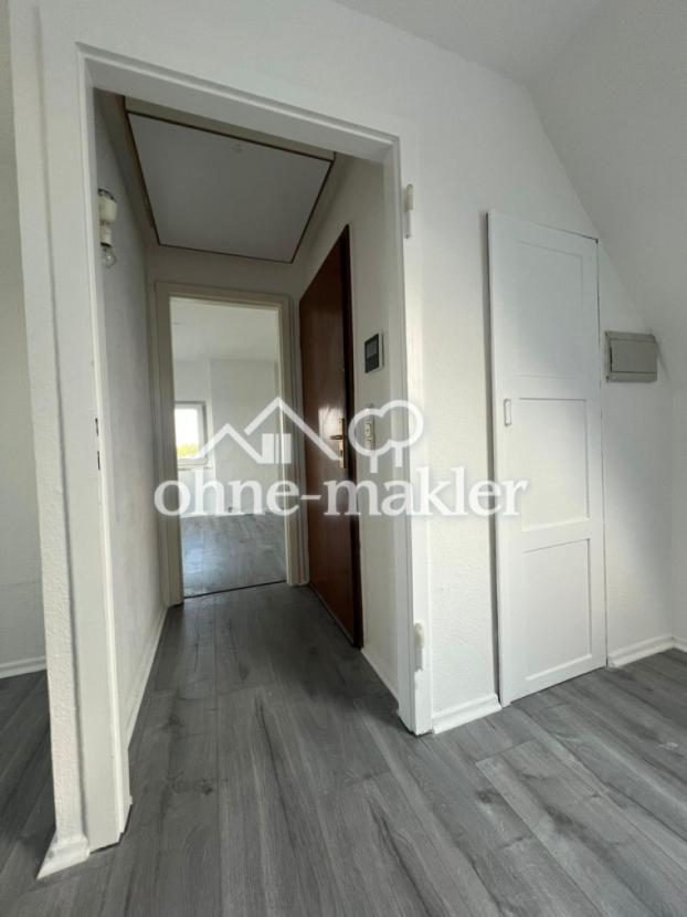 Flur zum Zimmer 2