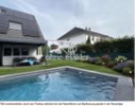 Pool_Garten_Rasen mit KI