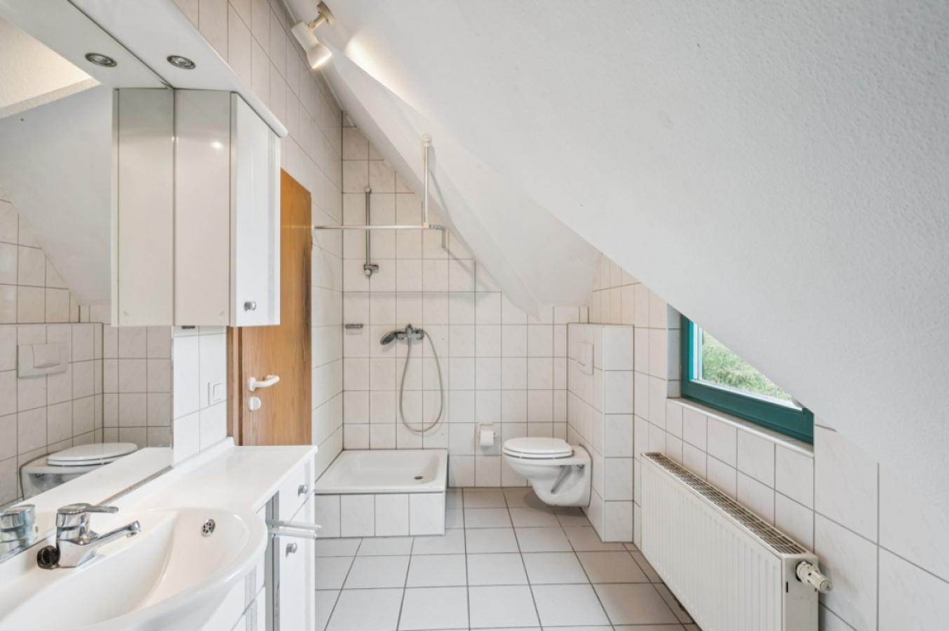 Badezimmeransicht 1