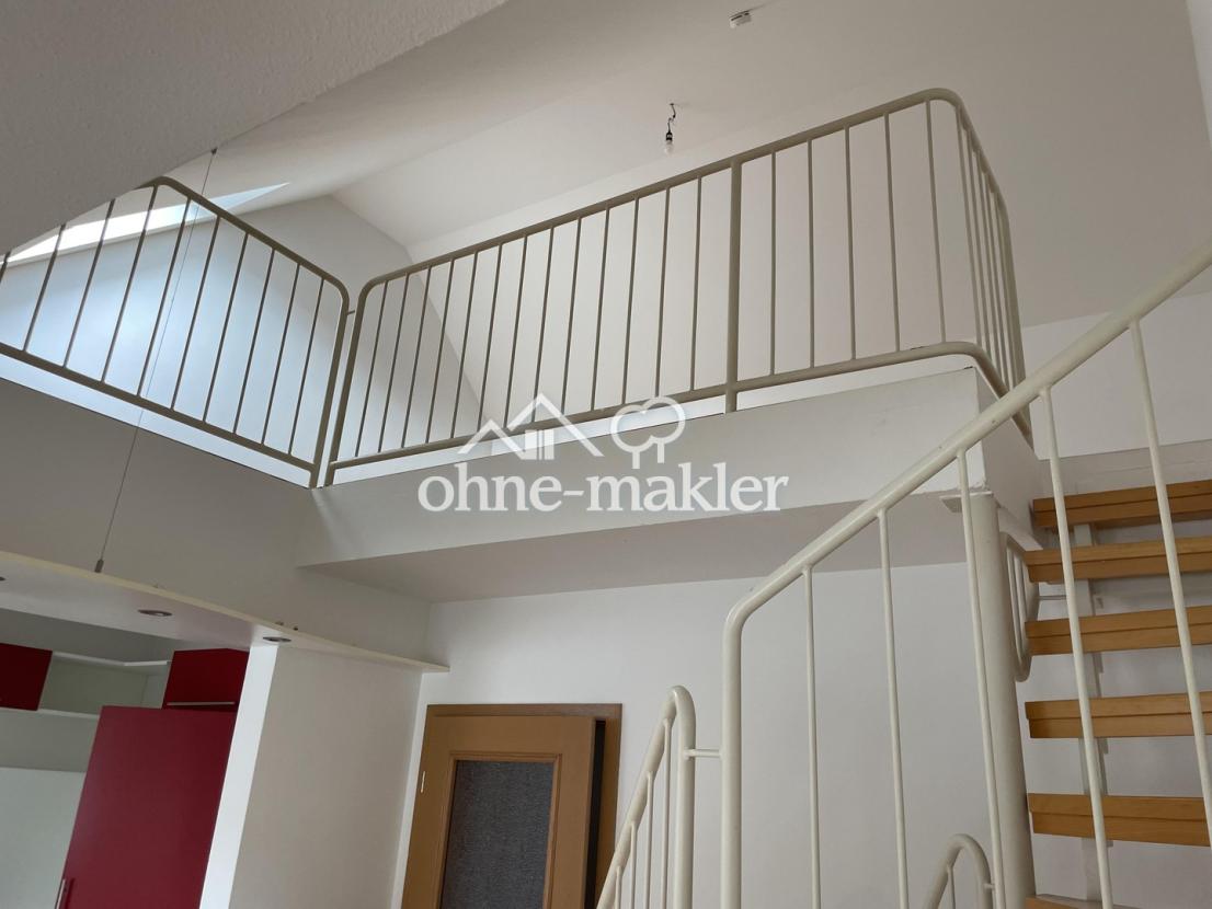 Blick zur Galerie