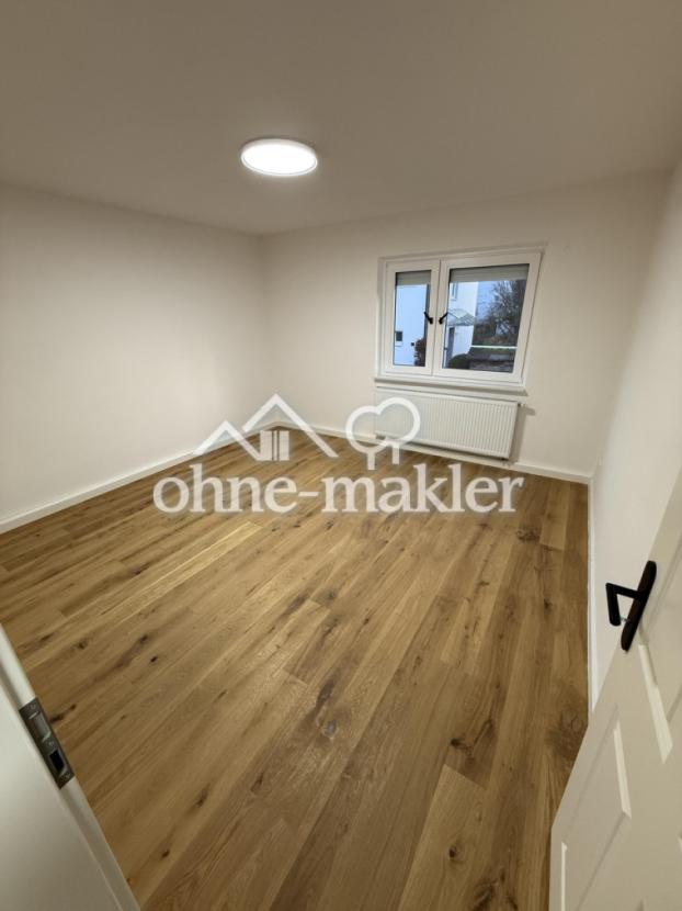 Schlafzimmer unmöbliert
