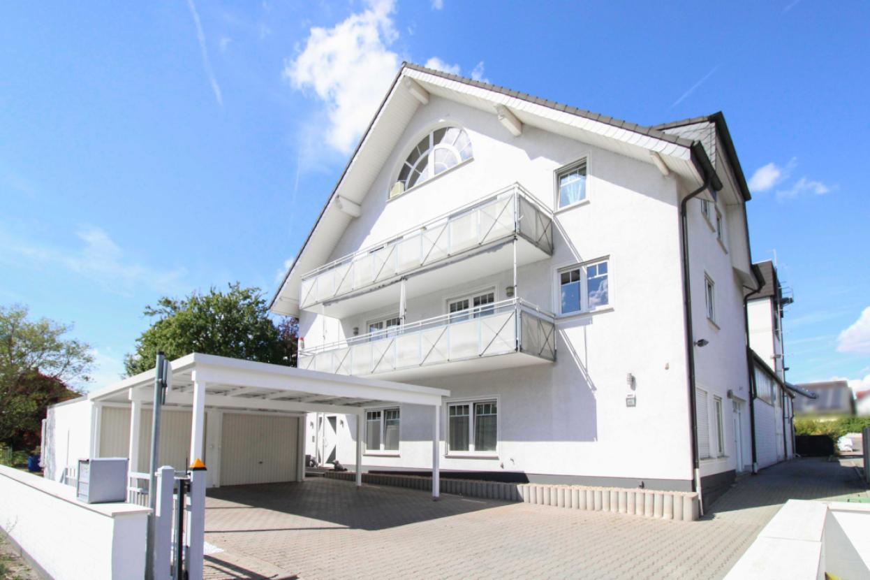 Außenansicht Straßenseite