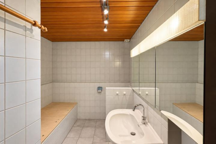 Badezimmer 1.OG