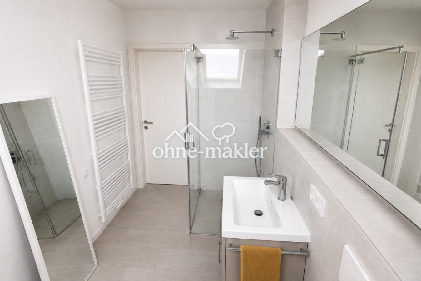 Badezimmer Ansicht 2