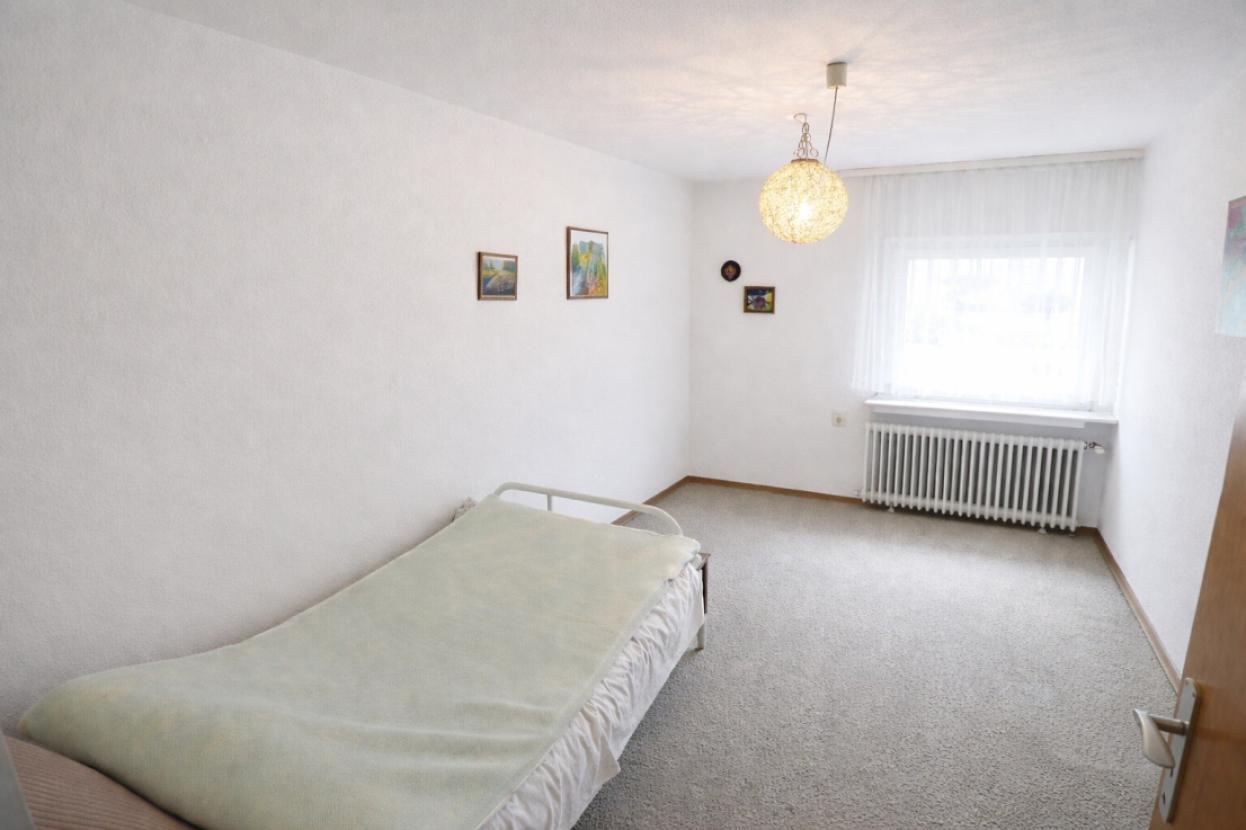 2. Schlafzimmer im OG (WE 2)