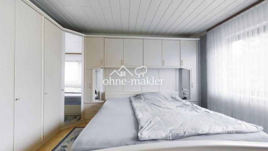 Schlafzimmer 1. OG