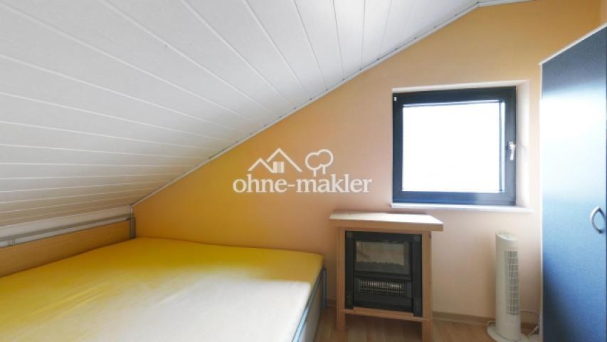 Schlafzimmer 2. OG