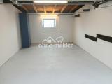 rechte Garage offen