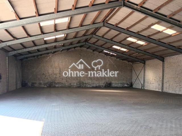 Halle Innenansicht